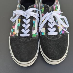 VANS Girls Black and Multicolor Design Shoes